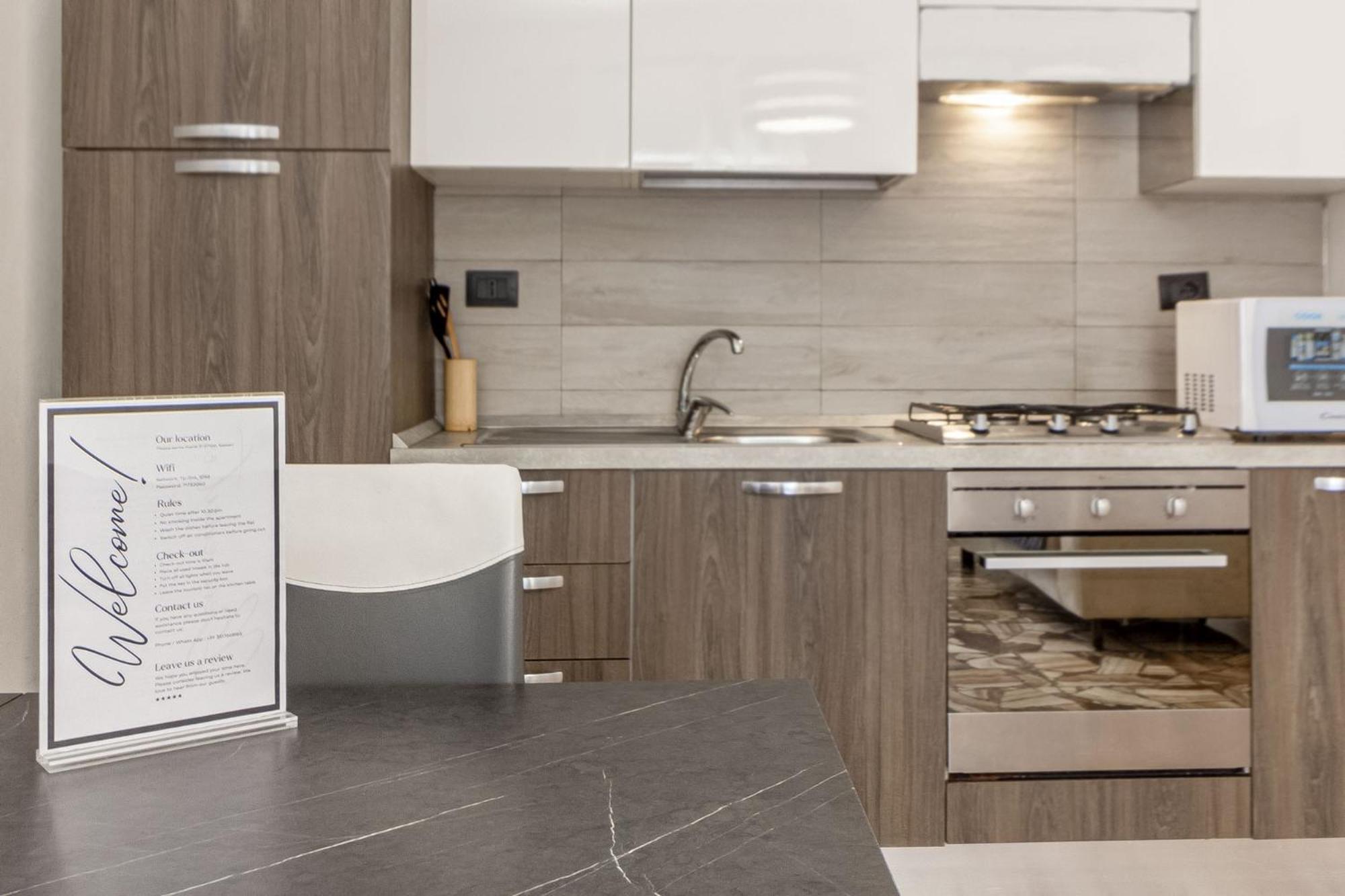 Lovely Piazza Santa Maria Apartment Σάσαρι Εξωτερικό φωτογραφία